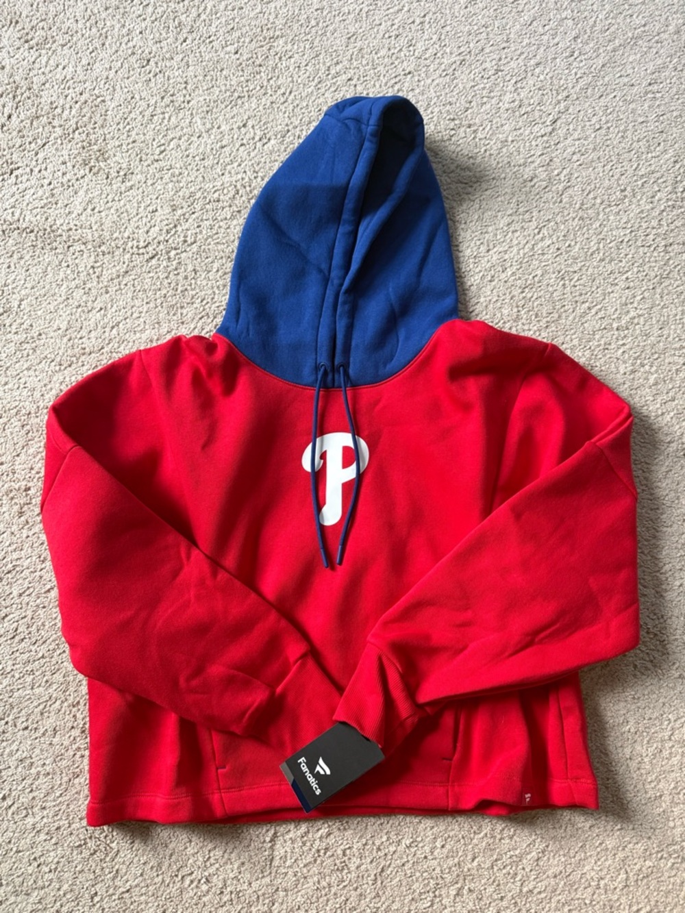Philadelphia Phillies Fanatics Women's Pullover Hoodie - Size L